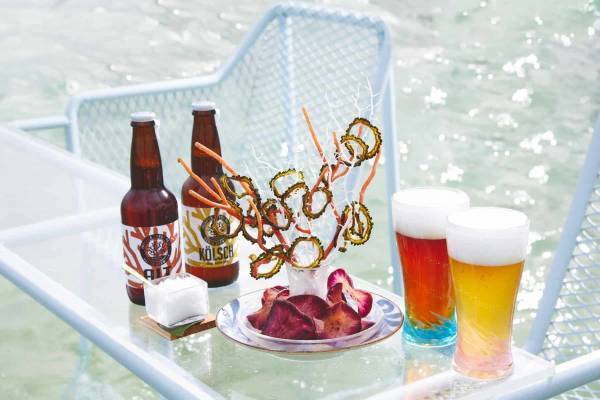 【リゾナーレ小浜島】海上カウンター席で楽しむ「絶景海上ビアガーデン」今年も開催｜開催期間：2022年6月1日～8月31日