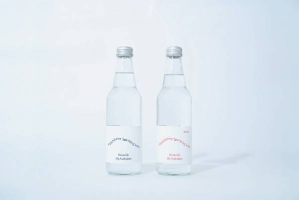 【北海道 東川町】大雪山の天然水からうまれた 炭酸入りナチュラルミネラルウォーターが完成