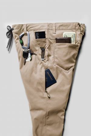 LA発スノーボードウェアトップブランド『６８６(シックスエイトシックス)』が繰り出す アウトドアやタウンユースできるカジュアルライン「EVERYWHERE COLLECTION」が日本初上陸！