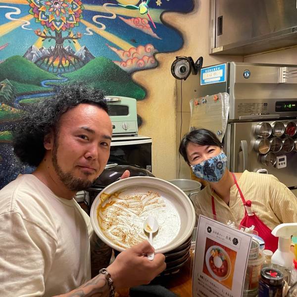 【石垣島カレーが都内上陸】「石垣島カレー南風」が新橋にオープン！