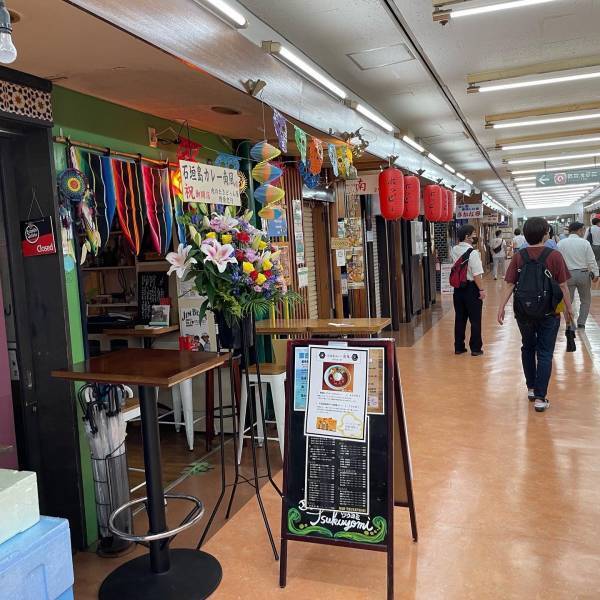 【石垣島カレーが都内上陸】「石垣島カレー南風」が新橋にオープン！