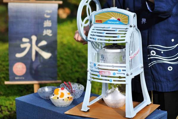 【界】18種のかき氷が勢ぞろい「ご当地かき氷2022」開催　メロンかき氷が新登場！　～今年は足湯に浸かって頭寒足熱～｜期間：2022年7月9日～8月31日