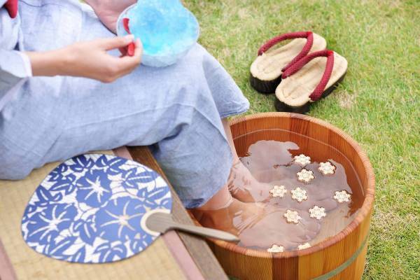 【界】18種のかき氷が勢ぞろい「ご当地かき氷2022」開催　メロンかき氷が新登場！　～今年は足湯に浸かって頭寒足熱～｜期間：2022年7月9日～8月31日