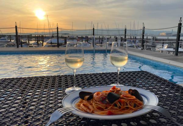 biid（ビード）【シルバーウィークおすすめスポット～大阪編～】BBQや秋のマリンアクティビティ等が楽しめる宿泊施設「大阪北港マリーナHULL」でお得に旅を満喫！