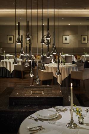 【ひらまつホテル】新緑に包まれて、「ひらまつ」と「ペリエ ジュエ」がお届けする特別な美食体験。６つのHIRAMATSU HOTELSで5月9日から6月30日まで。