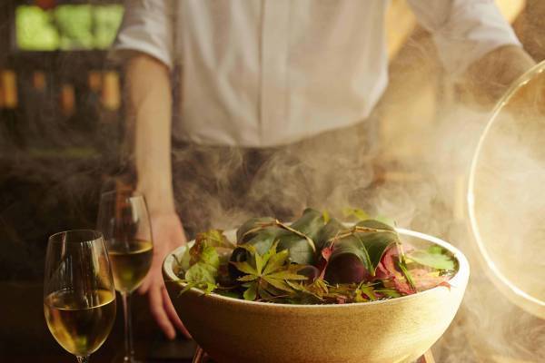 【星のや軽井沢】期間限定「シードルしゃぶしゃぶ」を提供　日本シードルマスター協会認定のアンバサダーが選定｜期間：2022年4月15日～6月30日