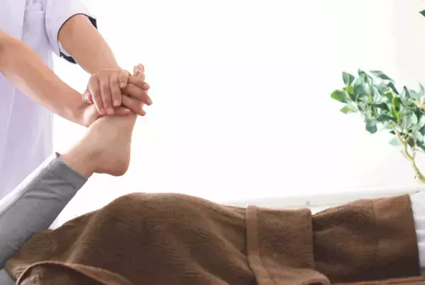 あい鍼灸院・接骨院から新たにボディケア・マッサージ専門店として、「らくたす 北浜」が3月28日（月）10時オープン