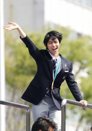 重版！「YUZU`LL　BE　BACK　2018―19」予約受け付け中