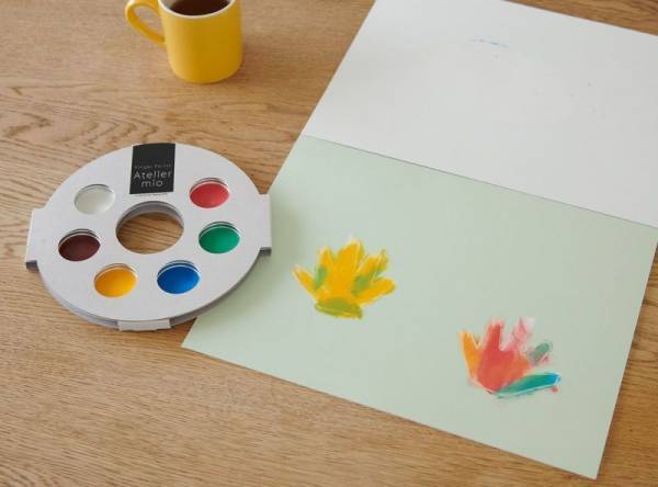 【入園・入学お祝いキャンペーン】イタリアのアート教育から生まれたフィンガーペイントのお絵かきセットをプレゼントしよう！