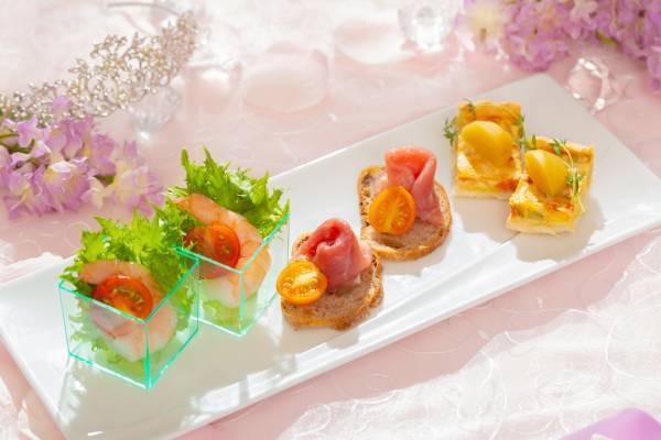 『マリー・アントワネット アフタヌーンティー～魅惑のSweets Jewelry～』王妃を惑わす美しいジュエリーをパープルのスイーツで魅惑的に表現【表参道・横浜】