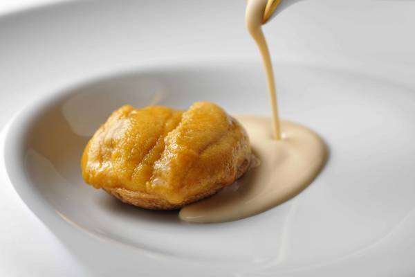 【奥入瀬渓流ホテル】フレンチレストラン「Sonore(ソノール)」で夏限定メニューを提供 ～渓流を望むテラスから始まる夏の食体験　スペシャリテは「鮪　茄子」～｜期間：2022年7月20日～9月15日