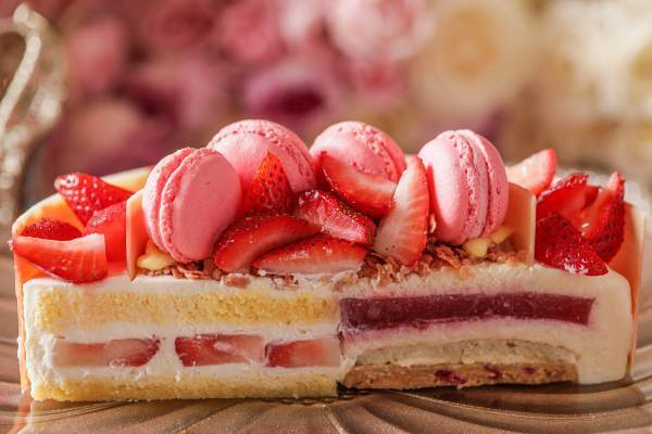 【名古屋】ムースとショートケーキが楽しめる豪華ケーキや7大アレルゲンフリーのキッズカスタマイズケーキが登場「ストリングス クリスマスケーキ2022」