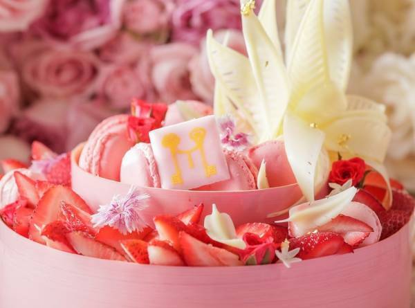 【名古屋】ムースとショートケーキが楽しめる豪華ケーキや7大アレルゲンフリーのキッズカスタマイズケーキが登場「ストリングス クリスマスケーキ2022」