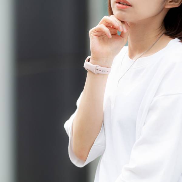 “オンもオフも心地良い” シリコン素材のスリムなApple Watchバンド GRAMAS COLORSより6月21日発売