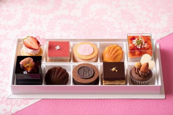 バレンタインシーズン到来！いちごとチョコレート満載の、テイクアウト専用スイーツセットが期間限定登場 「ストリングス スイーツコレクション～STRAWBERRY & CHOCOLATE～」販売