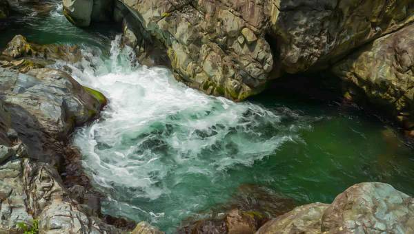 学園生活コミュニティ「キャラフレ」｜檜原村『華水の滝・中山の滝』マップ開放のお知らせ