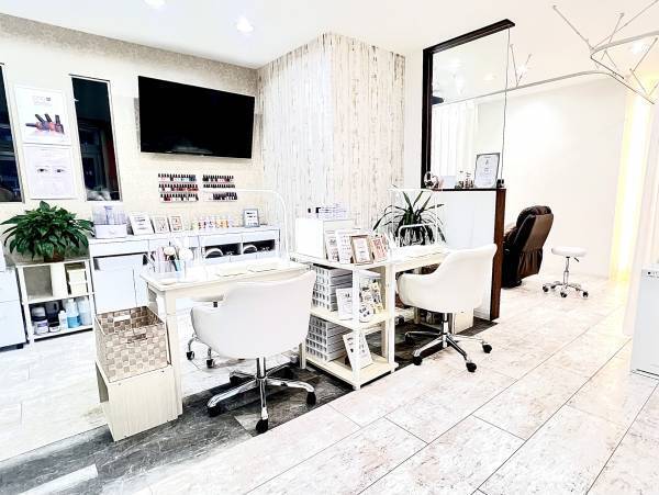 手稲区からも通いやすい！リラックスしながら美しく！大人女性を満足させるネイルサロン&まつげサロン『Nail&Eyelash AnFil』の情報をFindサービスで公開