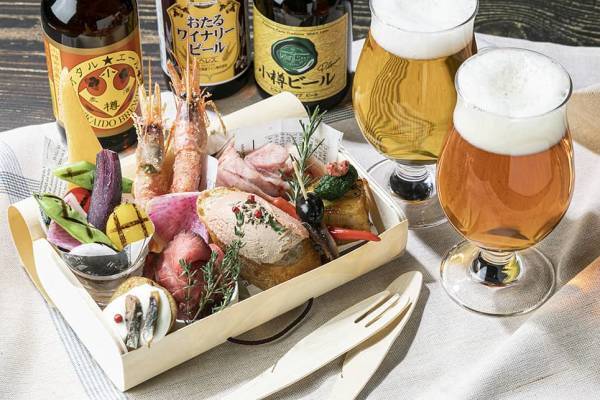 【OMO5小樽】船を貸し切りビールを片手にプライベートクルージング！「小樽運河ビアクルージング」開催│期間：2022年7月1日～8月31日