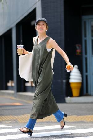 ＜人気モデル・高山都 × シップス　エニィ＞ 自由自在に着こなしのアレンジが効く、「夏から秋まで着まわせる」コラボワンピースが8/3（水）に発売スタート