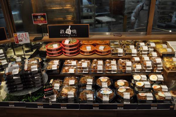 平日は“時短・簡便”・週末は“家族団らん”をテーマに地域のお客様の生活をサポート！　7/9（土）、大阪府守口市に「守口滝井店」がオープン