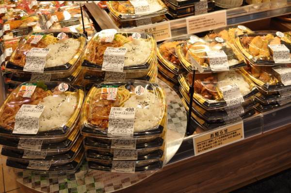 平日は“時短・簡便”・週末は“家族団らん”をテーマに地域のお客様の生活をサポート！　7/9（土）、大阪府守口市に「守口滝井店」がオープン