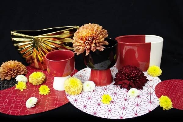 conoka 2023正月華飾り｜和モダンな花器と瑞々しく輝かしい生花が新しい幕開けを飾る