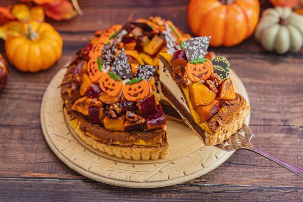 ＼HappyHalloween／ラ・メゾンのかぼちゃのタルト販売中