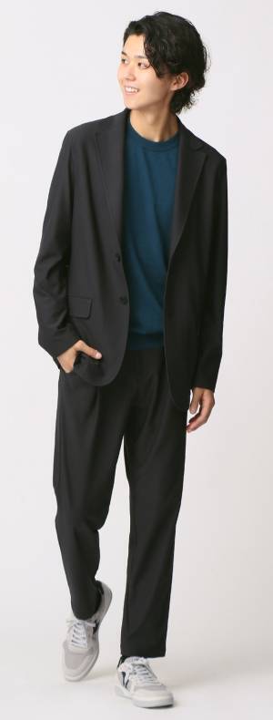 1万円で買える高機能セットアップがEC先行販売で早くも話題に！ ゼロプレッシャースーツの新モデル、9月6日から「洋服の青山」全店発売