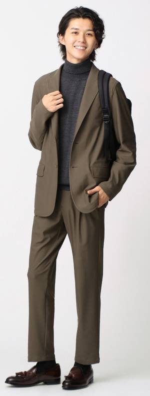 1万円で買える高機能セットアップがEC先行販売で早くも話題に！ ゼロプレッシャースーツの新モデル、9月6日から「洋服の青山」全店発売