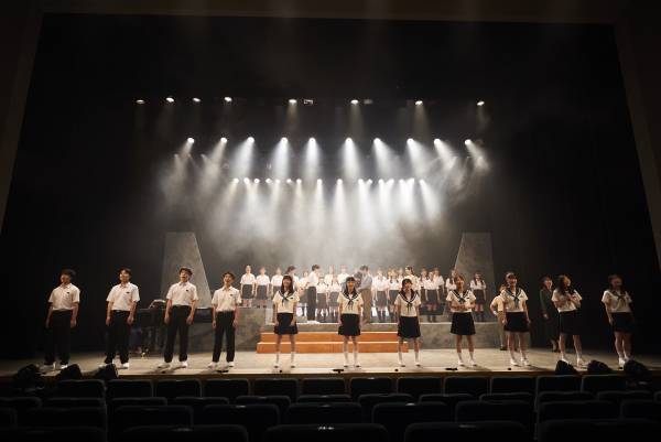 森保まどか主演！舞台「くちびるに歌を」開幕！！