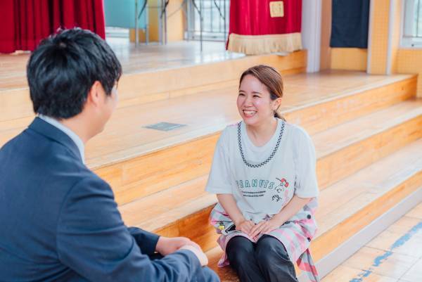 現役保育士のインタビュー企画「VOICE」の最新記事を公開。進路選びのコツを紹介！ 勤務先を選ぶポイントは「派遣仲間がいるかどうか」