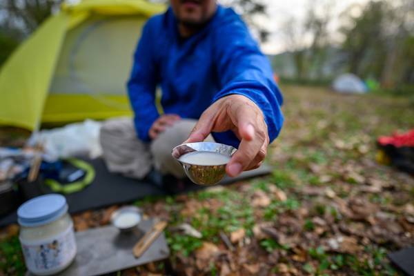 チタン製盃を極限まで磨き上げた「鏡面鬼磨 TibiTibi」の9月の販売数が、4～8月の300%を達成！！