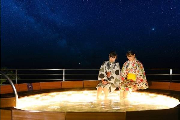 大江戸温泉物語 2つの温泉リゾートホテル「TAOYA志摩」（三重県鳥羽市）と「西海橋コラソンホテル」（長崎県佐世保市）へオールインクルーシブならでは、のんびりステイと秋のまんぞくバイキングを楽しむ旅へ