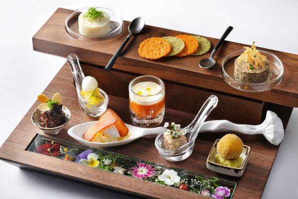 【リゾナーレ那須】苺や蕪、芽キャベツなど那須の冬の味覚を堪能する 冬限定ディナーコースを提供 ～メインダイニング「OTTO SETTE NASU」のフルコース～｜期間：2022年12月1日～2023年3月15日