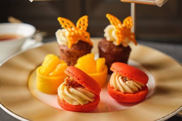 【横浜・大宮】ミニサイズのモンブラン、柿を使用したマカロンなど、 秋の味覚を取り入れた『ハロウィン アフタヌーンティー』販売