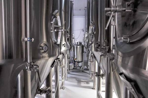 【OMO7大阪】広大なガーデンエリアで、ネオンアート＆光の花火を眺められる宿泊者限定のイベントが期間延長｜期間：2022年4月22日～8月31日