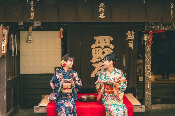 秋の京都観光はこれ！京都着物レンタル夢館×京都観光周遊バス・スカイホップバス  Instagramプレゼントキャンペーン！