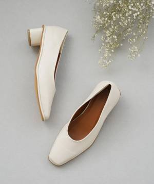 【春の新作！】上品ローヒールパンプス