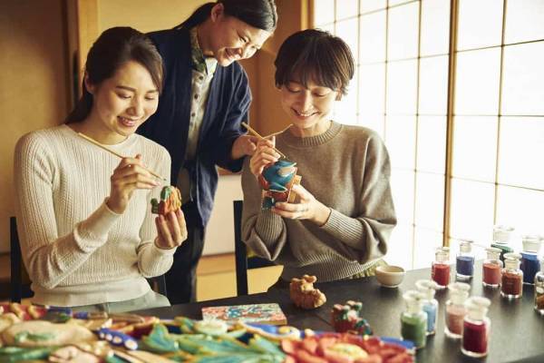 【界 日光】「社寺の修復に携わる伝統工芸士と日光体験」開催　絵付け体験や日光東照宮を参拝｜期間：2022年3月1日～2023年2月28日