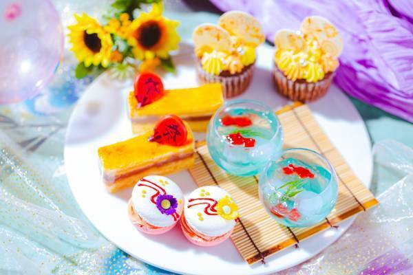 横浜・大宮で『夏祭りアフタヌーンティー』花火や水ヨーヨー、金魚すくいやかき氷などの和洋折衷スイーツを販売