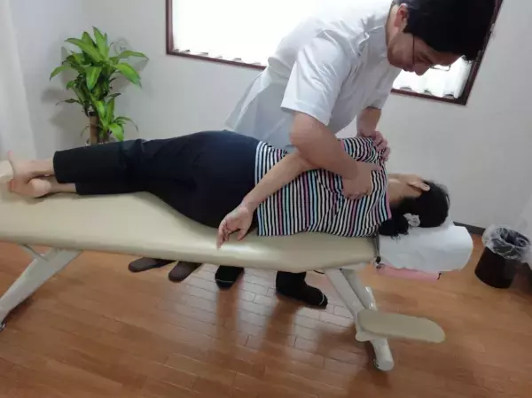 相模大野駅徒歩2分『小川カイロプラクティック相模大野整体院』は肩こりや腰痛でお悩みの方におすすめの整体院！駅近ドットコムで情報を公開中