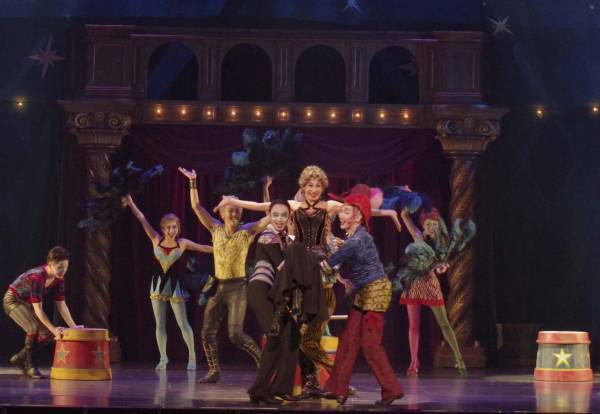 本日74歳の誕生日を迎えた前田美波里が語る『ピピン』コメント映像が到着！  「この作品ほど身体を張っている作品はない」と話すステージとは。