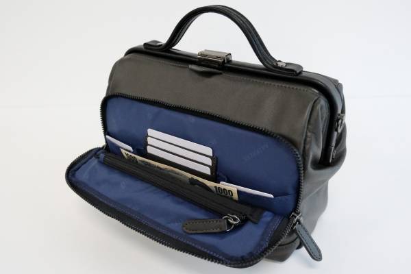 アートフィアーの新製品ダレスショルダーバッグ「カバロ2」｜Makuakeにて先行販売開始!!