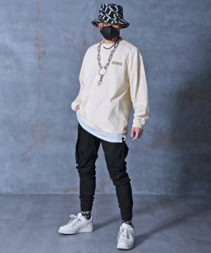 ストリートファッションブランド『DIVINER』より、2022年最新トレンドの”タイガーカモ”柄を使用したロンTが登場。