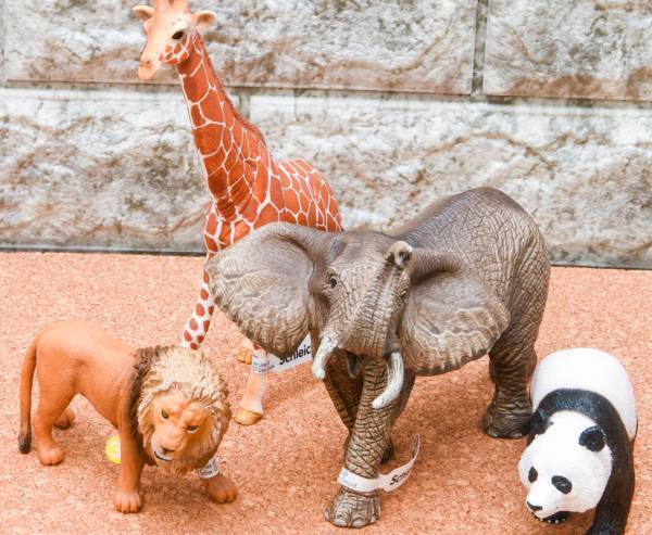 SPA＆HOTEL舞浜ユーラシア 「シュライヒコラボ」第2弾開催！