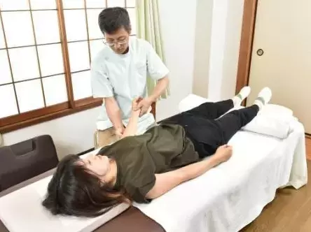 大山駅から徒歩2分◎猫背など身体の歪みに悩む方に、首・肩・腰など身体全体の調子を整える『回復力の整体』の情報をFindビューティーで公開