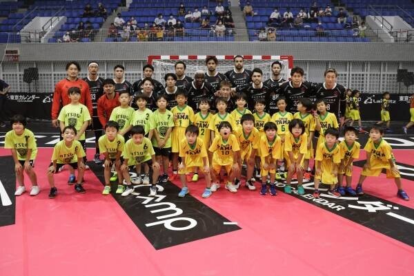 【ジークスター東京】小学生チームが日本ハンドボールリーグのホーム戦でプレー