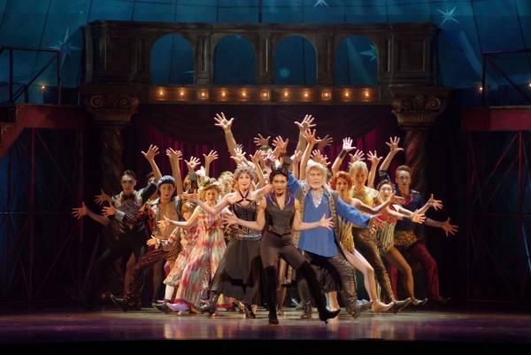 ８月上演のブロードウェイミュージカル『ピピン』 主演：森崎ウィンと、初演時ピピン役：城田優の歌唱映像公開！