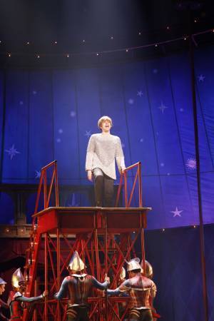 ８月上演のブロードウェイミュージカル『ピピン』 主演：森崎ウィンと、初演時ピピン役：城田優の歌唱映像公開！