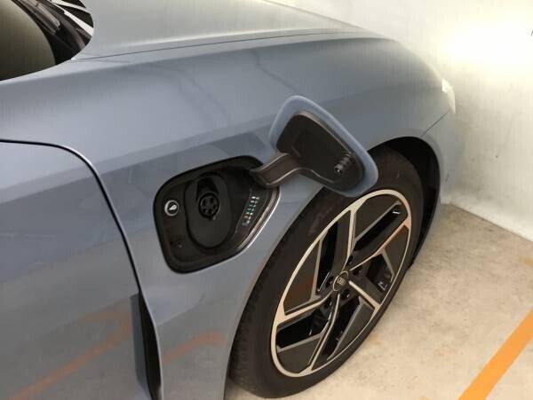 日本市場初の電気自動車『Audi e-tron GT クワトロ』のレンタルを開始！